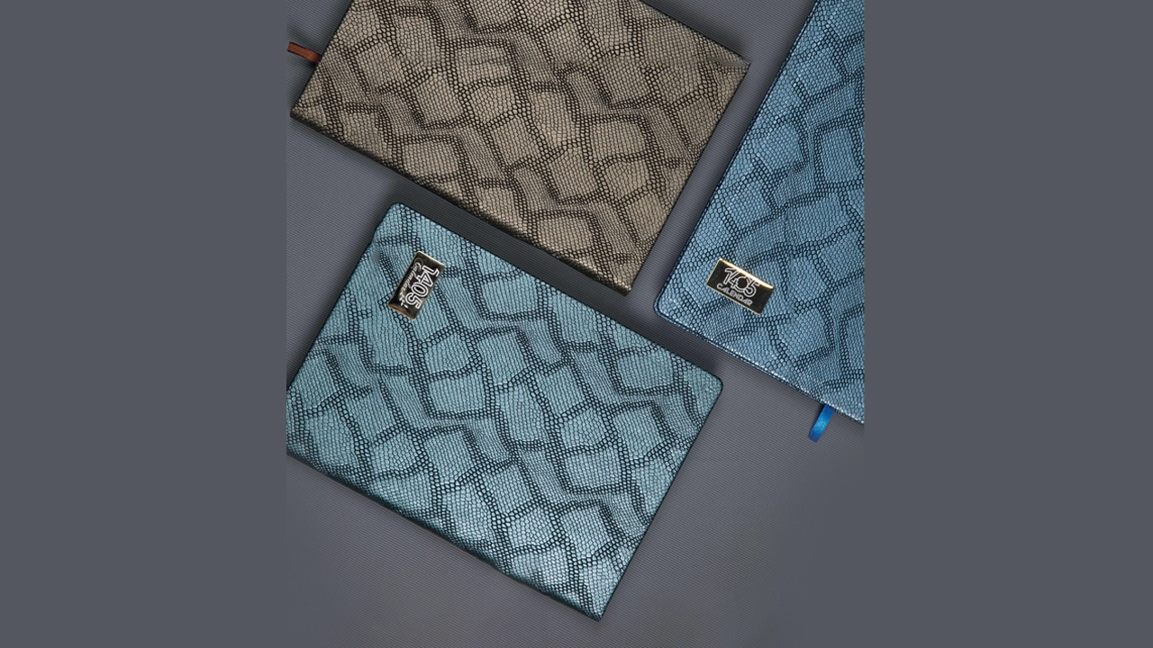 چاپ سررسید 1405 وزیری چرم ایلان